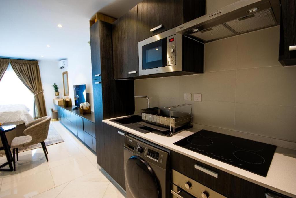 Splendid Apartments @ The Lennox Accra Exterior photo