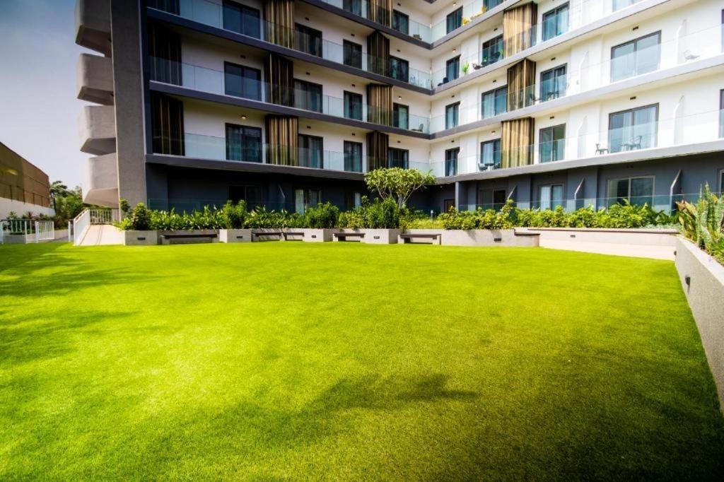 Splendid Apartments @ The Lennox Accra Exterior photo
