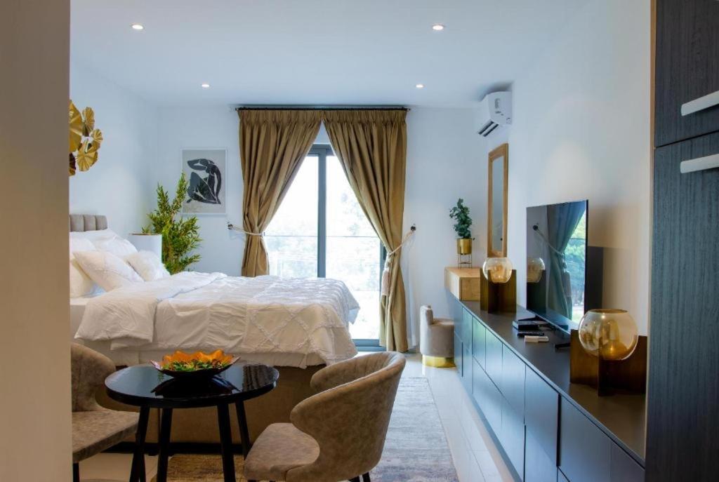 Splendid Apartments @ The Lennox Accra Exterior photo
